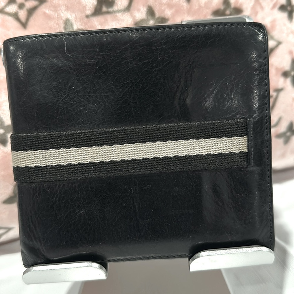 BALLY Bifold Leather Wallet
Signature Stripes Black Authentic
Used